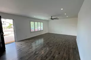 8744 E Rose Ln, Scottsdale, AZ 85250 - Photo 2