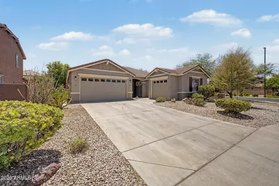 1841 E Dubois Avenue, Gilbert, AZ 85298 - Photo 2