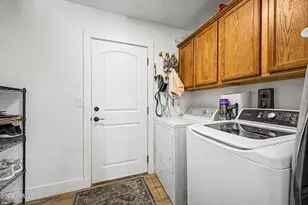 1893 E Vaughn St, Tempe, AZ 85283 - Photo 28