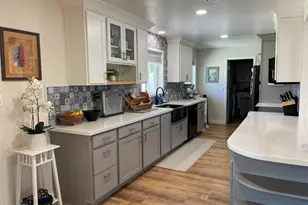 1828 W Lawrence Ln, Phoenix, AZ 85021 - Photo 6