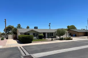 1828 W Lawrence Ln, Phoenix, AZ 85021 - Photo 1