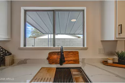 6002 W Catalina Drive, Phoenix, AZ 85033 - Photo 26