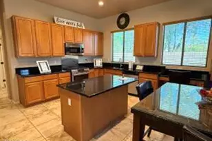 45249 W Windrose Dr, Maricopa, AZ 85139 - Photo 6