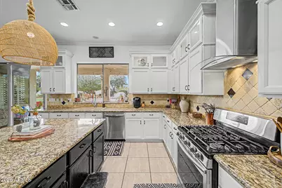 12918 W San Juan Avenue, Litchfield Park, AZ 85340 - Photo 14