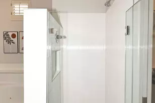 8270 N Hayden Rd, Scottsdale, AZ 85258 - Photo 20