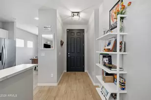 828 W Leadwood Ave, San Tan Valley, AZ 85140 - Photo 2