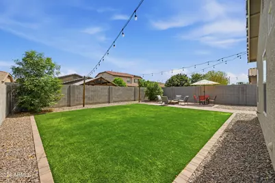 828 W Leadwood Avenue, San Tan Valley, AZ 85140 - Photo 28