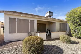 1862 E Peach Tree Dr, Chandler, AZ 85249 - Photo 4