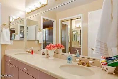 1904 E Catamaran Court, Gilbert, AZ 85234 - Photo 8