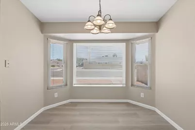 11904 N 76th Lane, Peoria, AZ 85345 - Photo 10