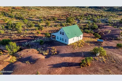 245 N N6400 Ranch, Saint Johns, AZ 85936 - Photo 8