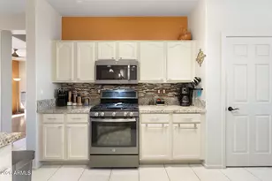 16226 W Tamarack Ln, Surprise, AZ 85374 - Photo 14