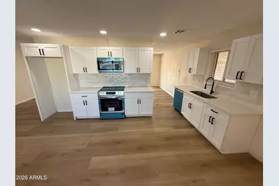 3117 W Pershing Avenue, Phoenix, AZ 85029 - Photo 2