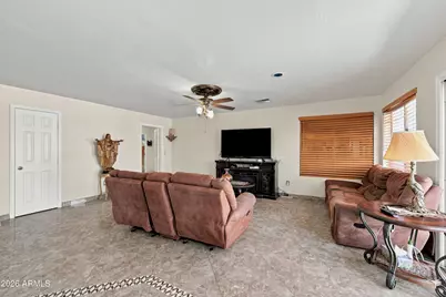 735 E Geronimo Street, Chandler, AZ 85225 - Photo 6