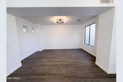 17645 W Hale Bopp Drive, Goodyear, AZ 85338 - Photo 6