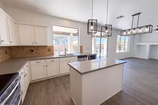 17645 W Hale Bopp Dr, Goodyear, AZ 85338 - Photo 12