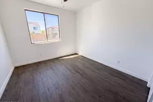 17645 W Hale Bopp Dr, Goodyear, AZ 85338 - Photo 14