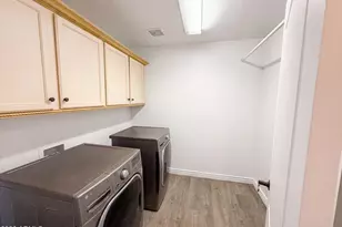 17645 W Hale Bopp Dr, Goodyear, AZ 85338 - Photo 28