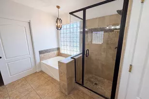 17645 W Hale Bopp Dr, Goodyear, AZ 85338 - Photo 18