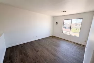 17645 W Hale Bopp Dr, Goodyear, AZ 85338 - Photo 4