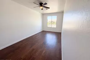17645 W Hale Bopp Dr, Goodyear, AZ 85338 - Photo 16