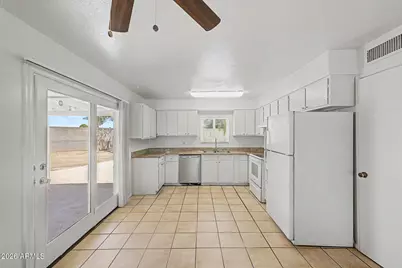 7014 W Palo Verde Drive, Glendale, AZ 85303 - Photo 18