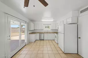 7014 W Palo Verde Dr, Glendale, AZ 85303 - Photo 18