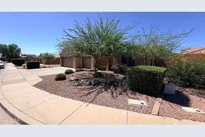 8638 E Osage Circle, Mesa, AZ 85212 - Photo 10