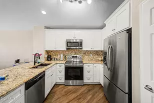 11167 W Harmont Dr, Peoria, AZ 85345 - Photo 10