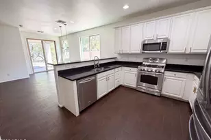 4541 S Merriman Way, Gilbert, AZ 85297 - Photo 6