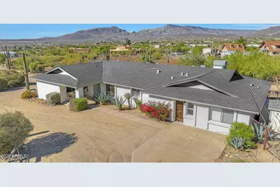 6914 E Highland Road, Cave Creek, AZ 85331 - Photo 1