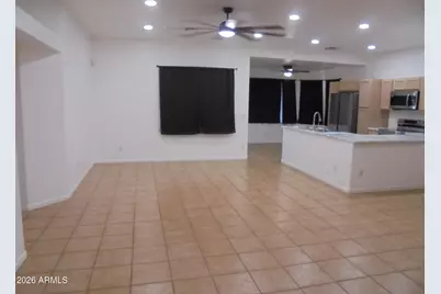 4204 S 78th Lane, Phoenix, AZ 85043 - Photo 4