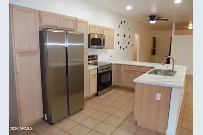 4204 S 78th Lane, Phoenix, AZ 85043 - Photo 6