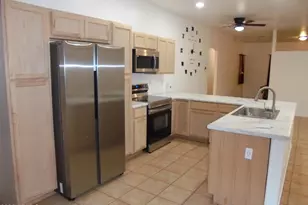 4204 S 78th Ln, Phoenix, AZ 85043 - Photo 6