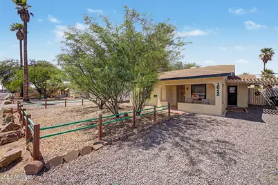 1642 E Glenrosa Avenue, Phoenix, AZ 85016 - Photo 1