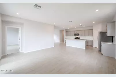 24210 W Dekalb Lane, Buckeye, AZ 85326 - Photo 4