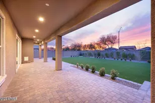 26282 N 106th Dr, Peoria, AZ 85383 - Photo 12