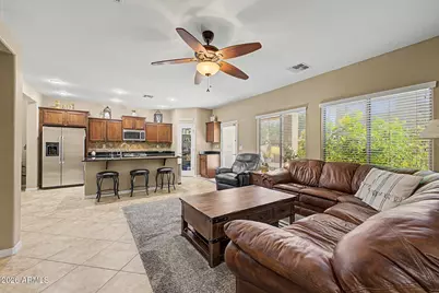 2519 W Lucia Drive, Phoenix, AZ 85085 - Photo 6