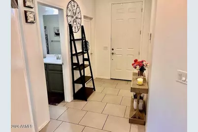 2723 W Apollo Road, Phoenix, AZ 85041 - Photo 2