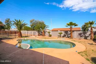 5716 S Roberts Rd, Tempe, AZ 85283 - Photo 14