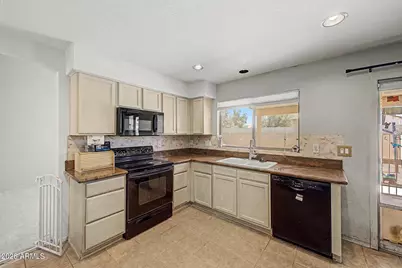 10405 W Primrose Drive, Avondale, AZ 85392 - Photo 4
