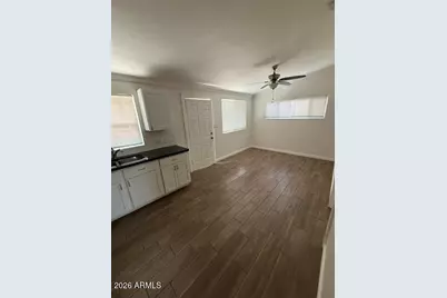 2308 N 28th Place #3, Phoenix, AZ 85008 - Photo 2