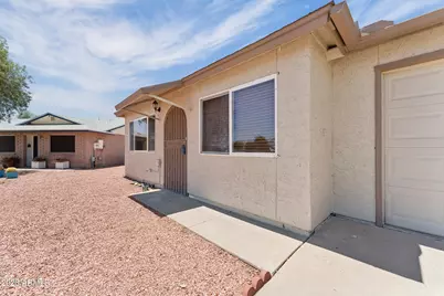 10018 N 97th Drive #A, Peoria, AZ 85345 - Photo 4