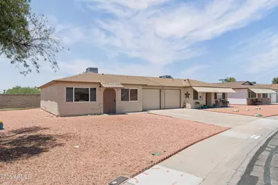 10018 N 97th Drive #A, Peoria, AZ 85345 - Photo 2