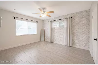5731 W Vista Avenue, Glendale, AZ 85301 - Photo 6