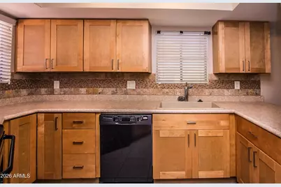 7755 E Thomas Road #Unit 18, Scottsdale, AZ 85251 - Photo 10