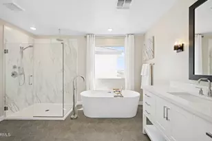 8027 W Harmont Dr, Peoria, AZ 85345 - Photo 24