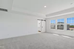 8027 W Harmont Dr, Peoria, AZ 85345 - Photo 20