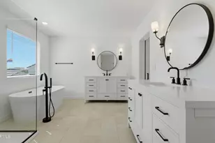 8027 W Harmont Dr, Peoria, AZ 85345 - Photo 24