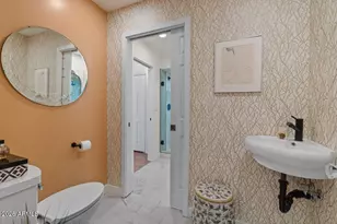 6701 N Scottsdale Rd, Scottsdale, AZ 85250 - Photo 30